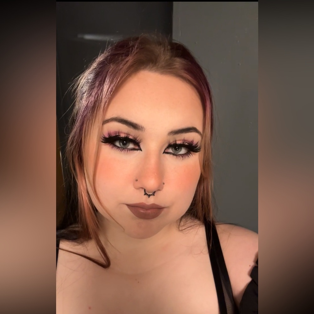 Meet your Posher, Aimyia